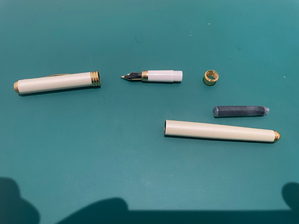 【Bernate】万年筆の組立方法