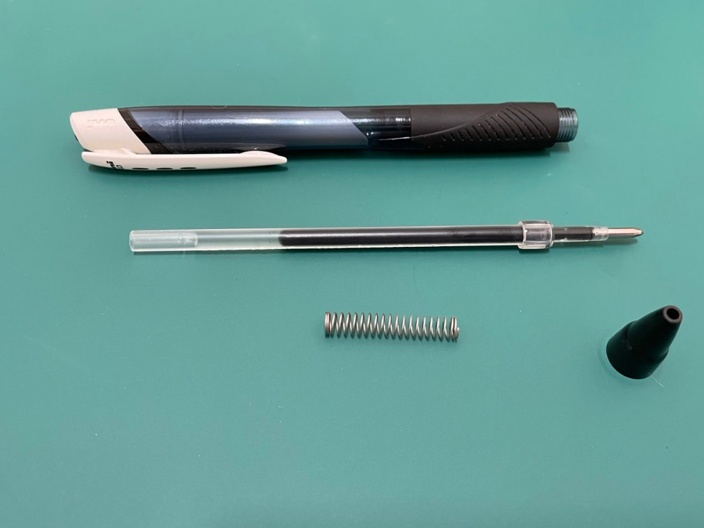 ジェットストリームスタンダードの分解方法