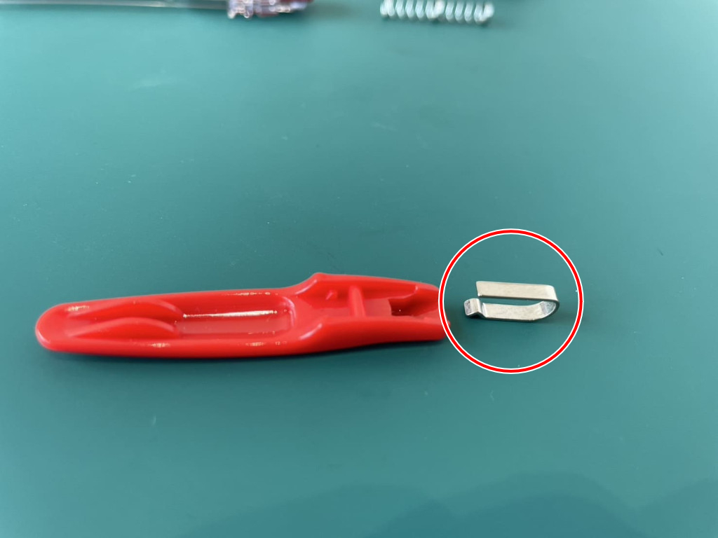 クリップに金具をつける
