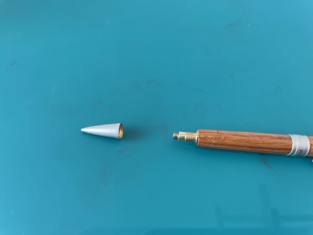 口金を装着する