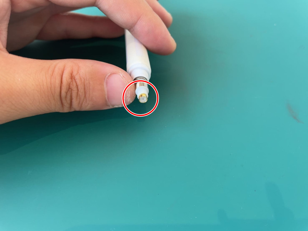補足：チャンクはノックしながら輪を押さえると開く