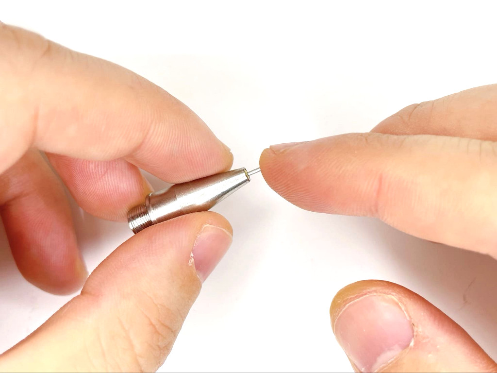 ガイドパイプを外す①