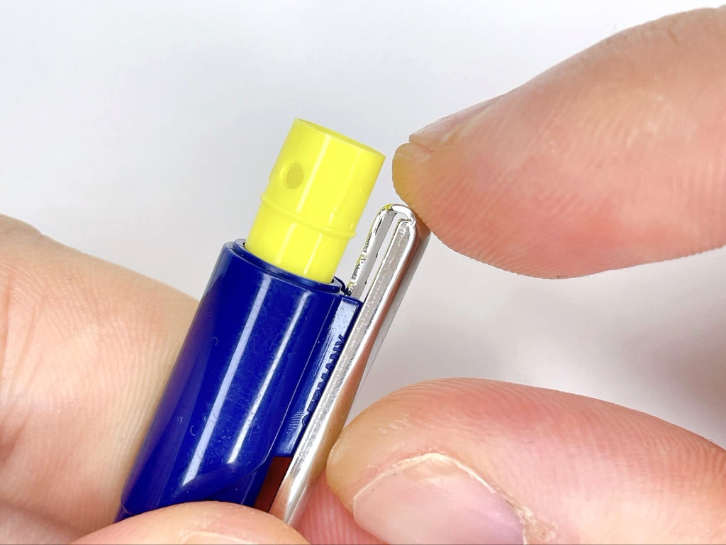 クリップを装着する