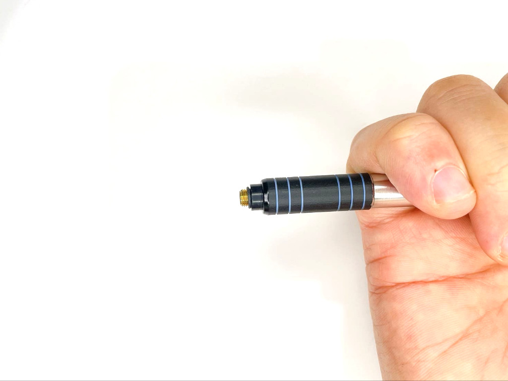 (補足)チャックはノック状態で輪を下ろすと開く