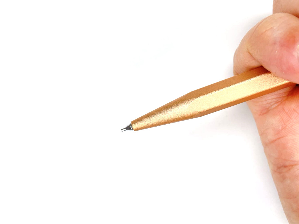 【事前準備】シャー芯を抜く