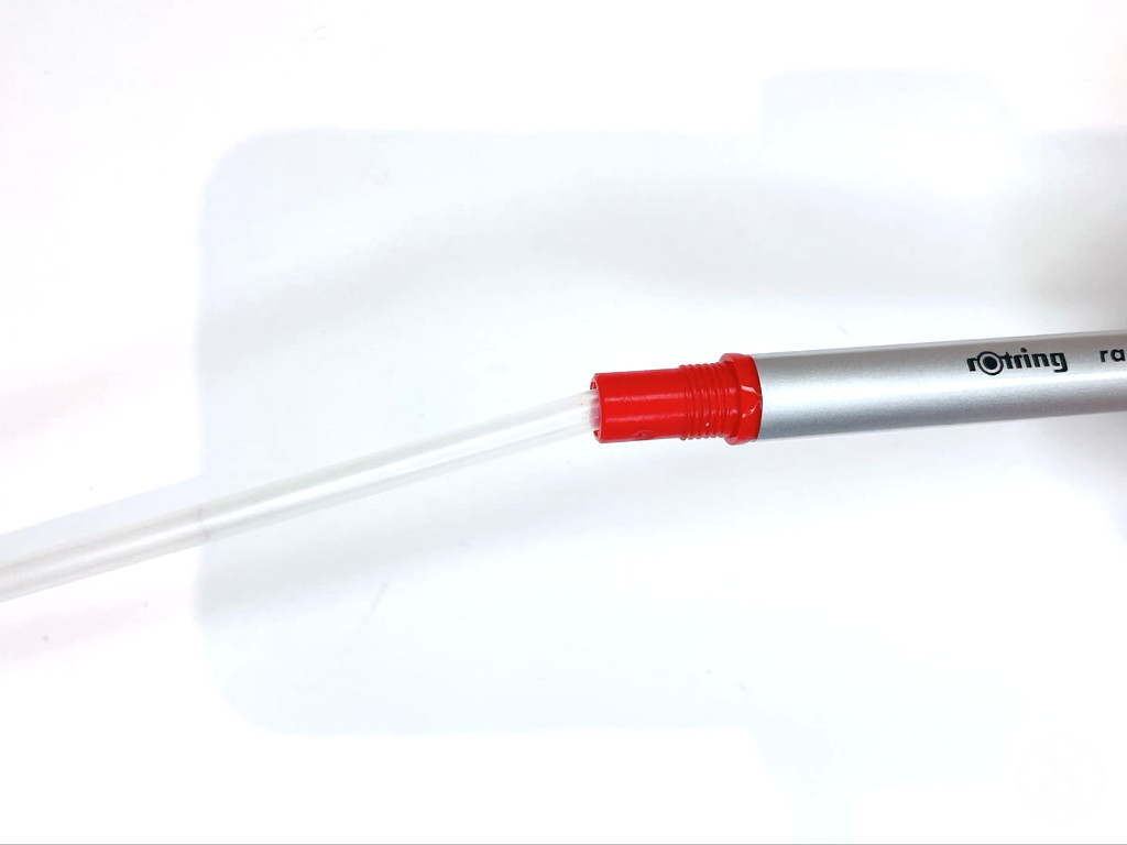 芯タンクにケースを装着する