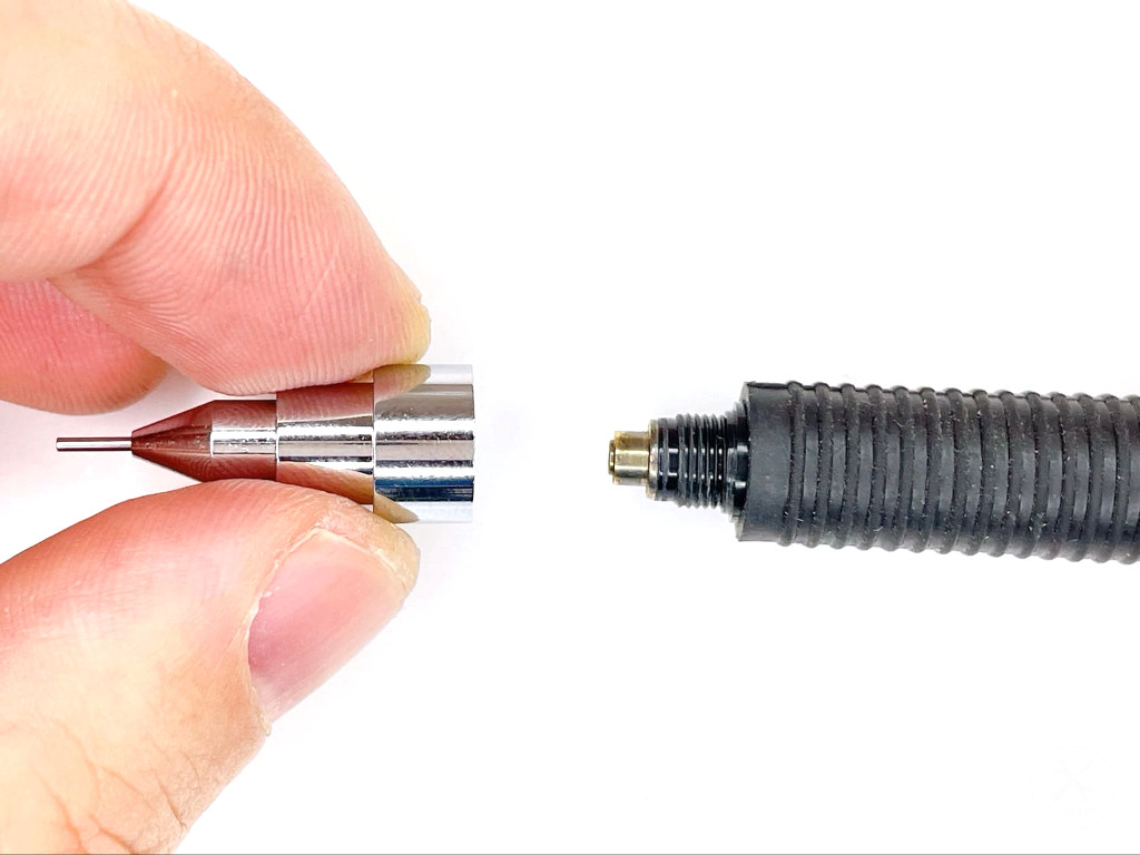 口金を装着する