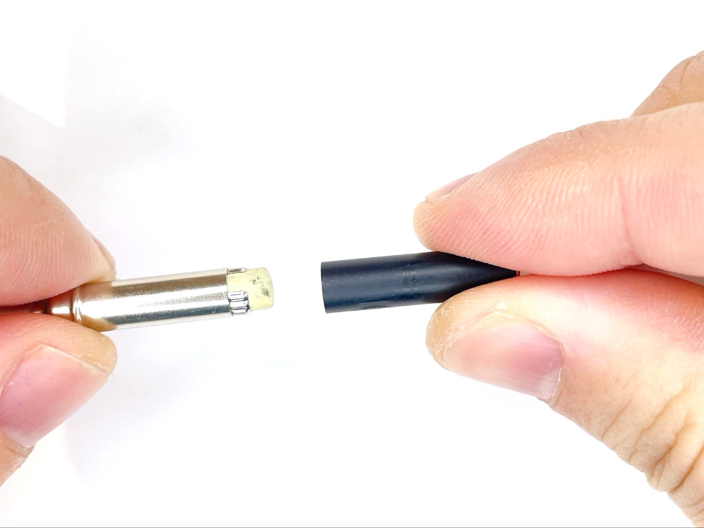 ノックキャップを装着する