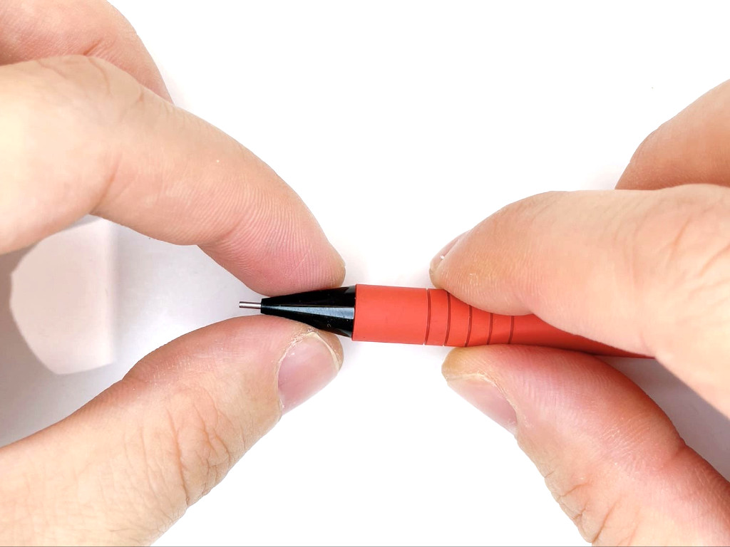 芯タンクをケースから外す