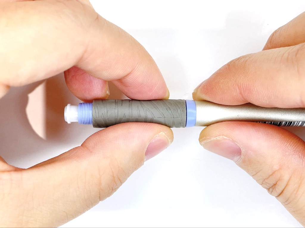 グリップを外す