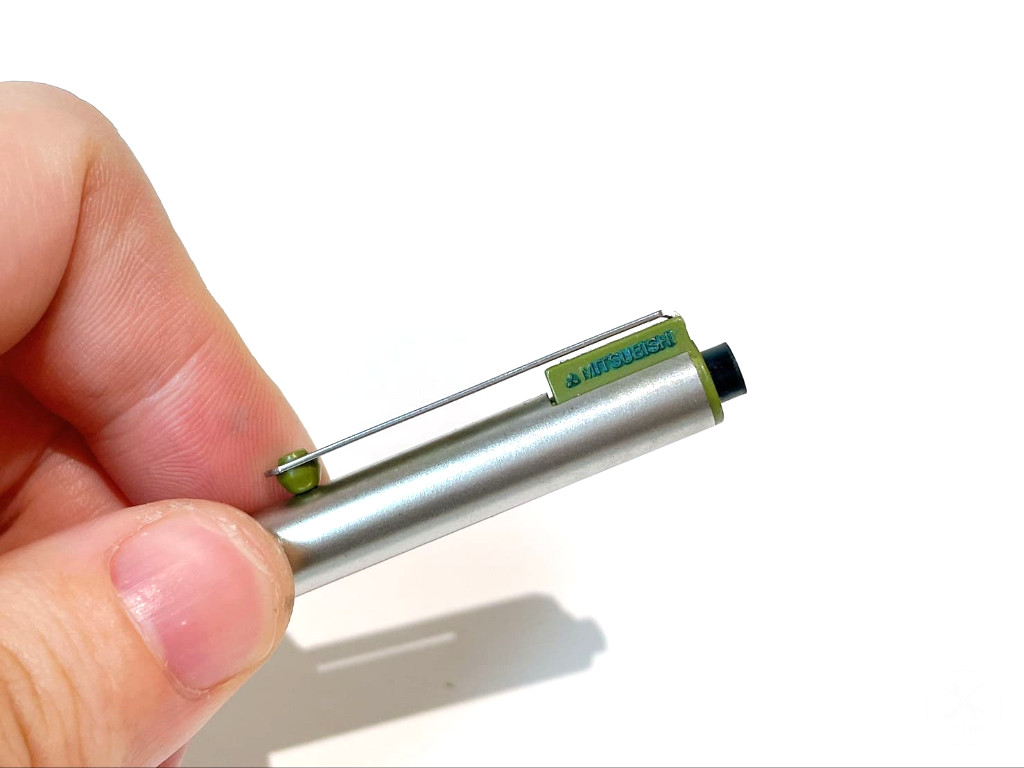 (補足)ペン本体の内部は分解不可