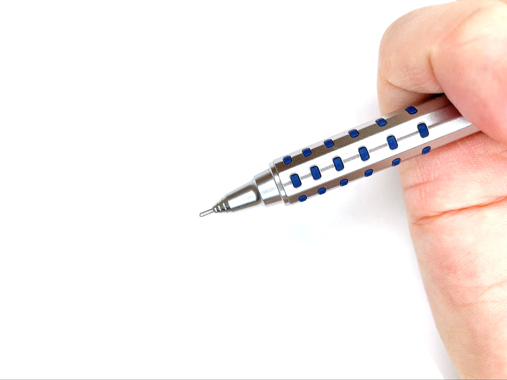 【事前準備】シャー芯を抜く