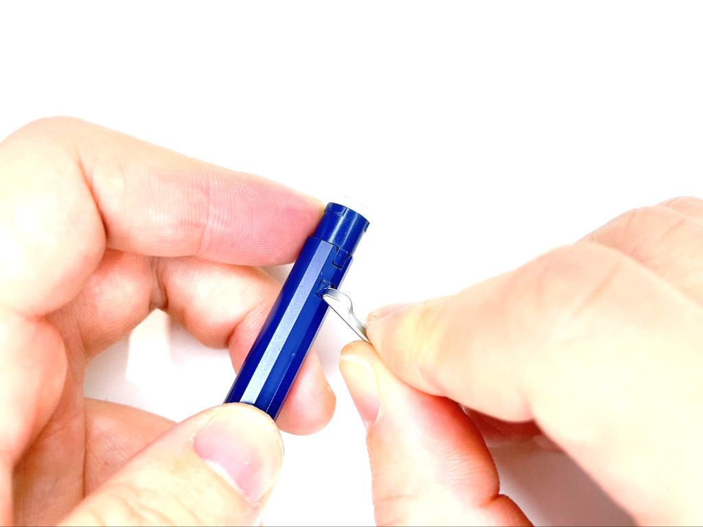 （補足）ケース上部は分解不可