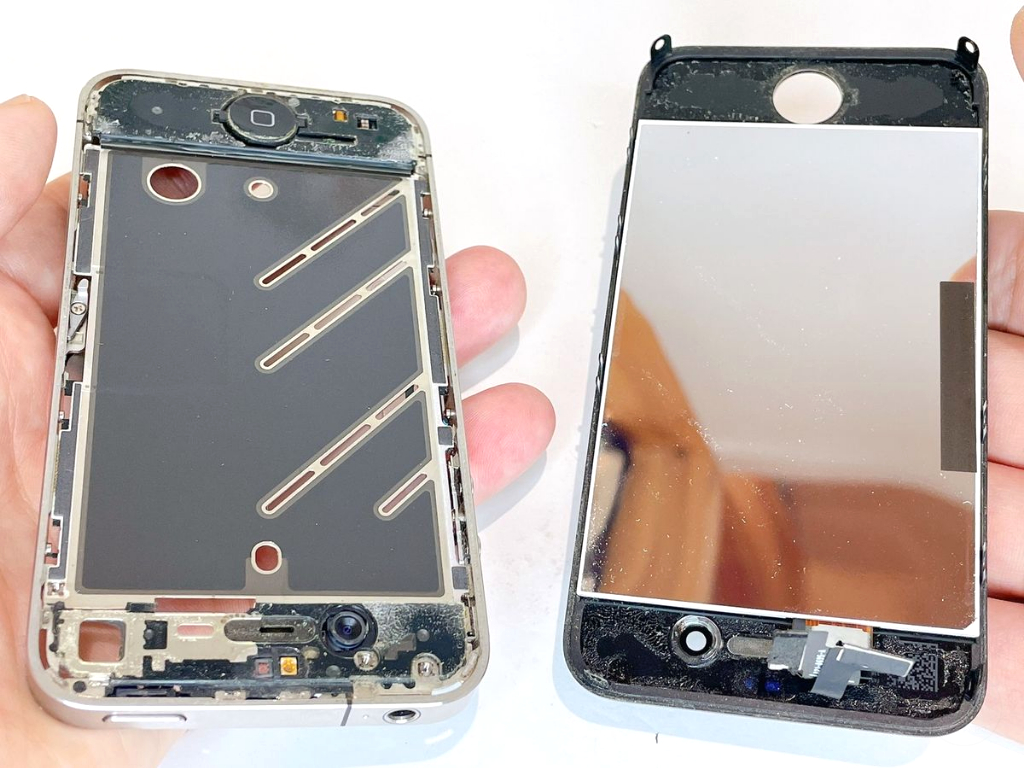 iPhone4のディスプレイ交換方法のアイキャッチ画像