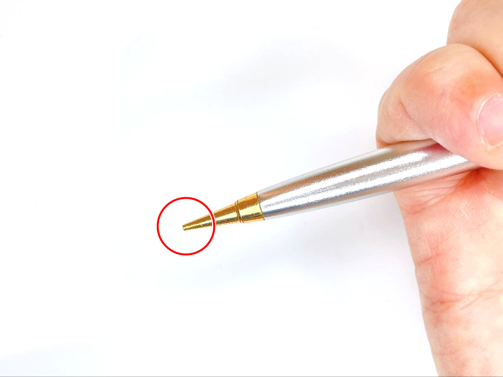 動作チェック①ノックしたらガイドパイプが出ること